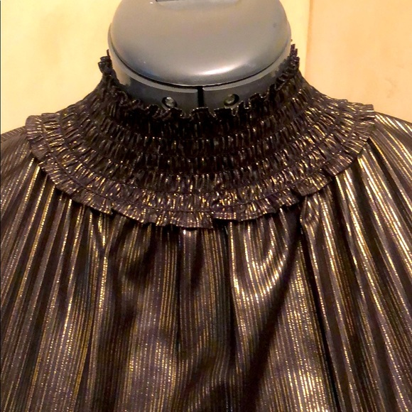 🎉 Black Gold Stripe Blouse - Picture 3 of 5